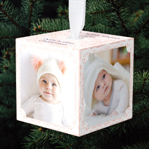 Adorno Cúbico Primera Navidad del Bebé Encaje Rosa Blanco Multi