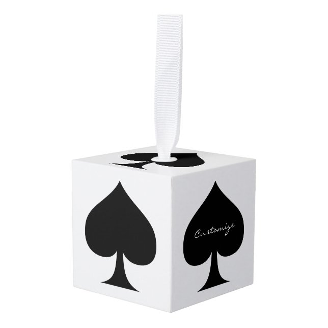 Adorno Cúbico Reina negra de espadas Black Thunder_Cove (Anverso en perspectiva)