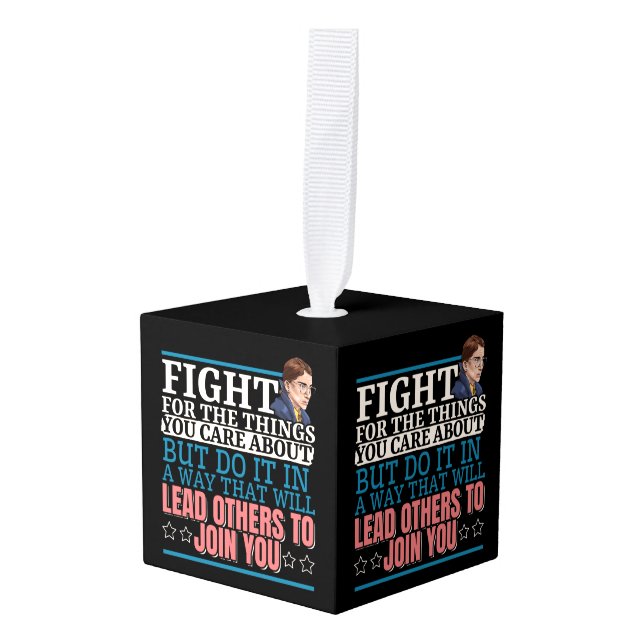 Adorno Cúbico Ruth Bader Ginsburg lleva a otros a unirse a ti (Anverso en perspectiva)