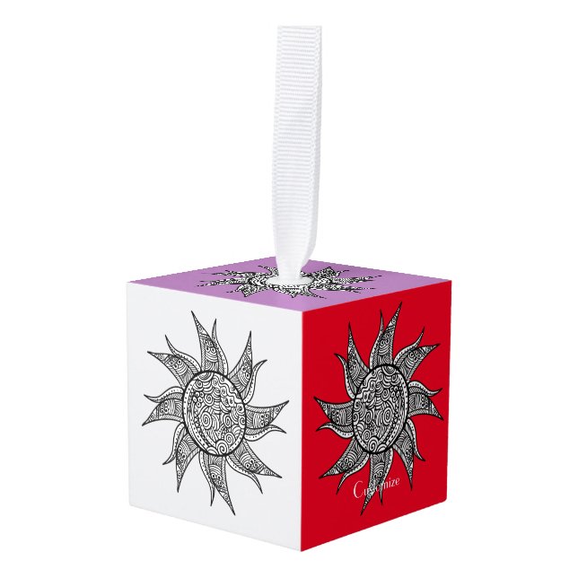 Adorno Cúbico Sun Tattoo Thunder_Cove al estilo Henna (Anverso en perspectiva)