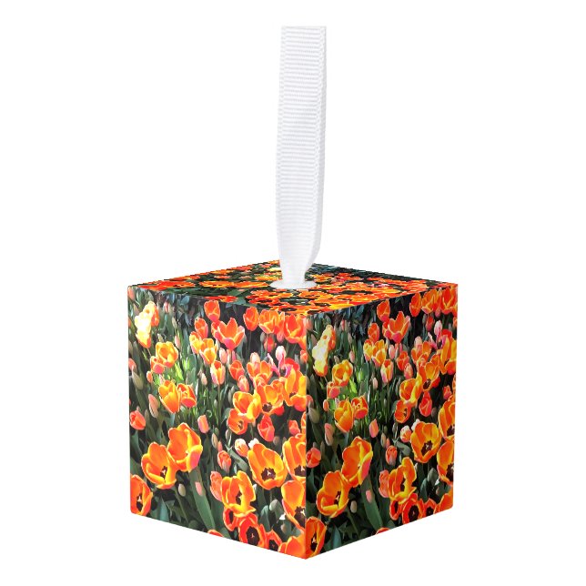 Adorno Cúbico Tulipanes rojos de Estambul (Anverso en perspectiva)