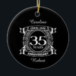 Adorno De Cerámica 35° aniversario boda escudo Coral Jade<br><div class="desc">Un diseño romántico para celebrar tu 35 aniversario de matrimonio. Si quieres ayuda para personalizar este diseño, por favor contacta conmigo, es un botón de preguntar a este diseñador, justo debajo de este texto. Este escudo de 35 años de aniversario boda tiene el texto coral / jade como el regalo...</div>