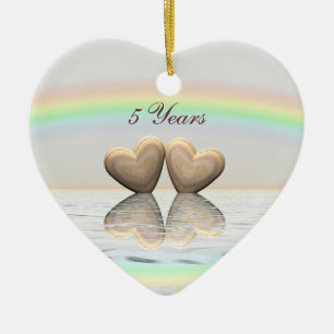 Adorno De Cerámica 5.º aniversario Corazones de madera