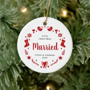 Adorno De Cerámica 5th Christmas Married Personalized Festive Wreath