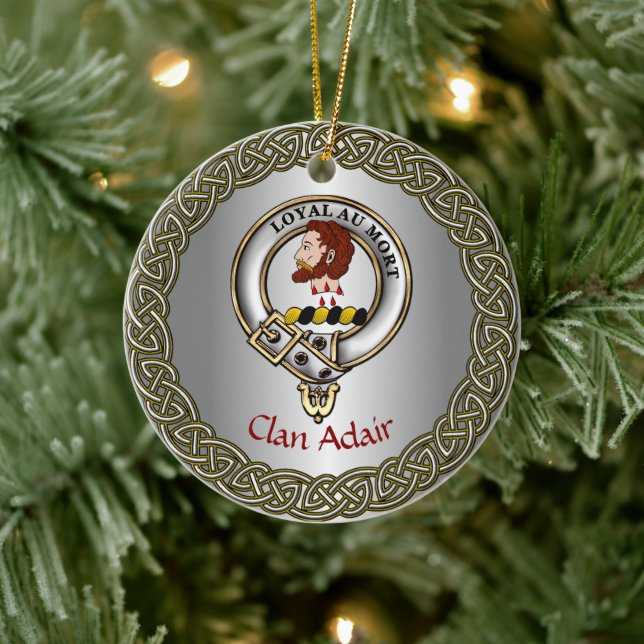 Adorno De Cerámica Adair Clan Badge & Tartan Thistle Personalized (Árbol)