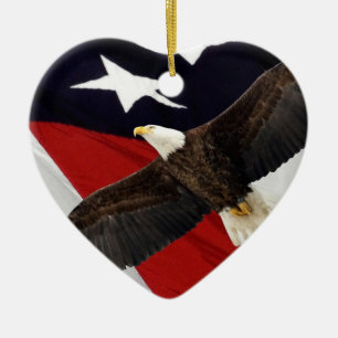 Adorno De Cerámica Águila en vuelo por bandera estadounidense