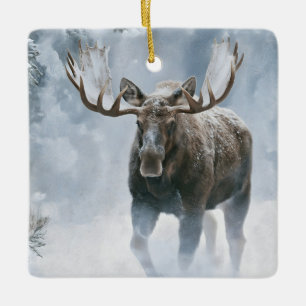 Adorno De Cerámica Alce macho caminando por la nieve boreal