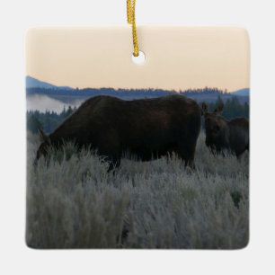 Adorno De Cerámica Alces pastando al amanecer en Grand Teton