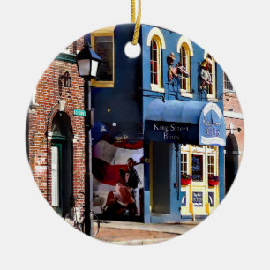 Adorno De Cerámica Alexandria VA - Estacionan bicicleta en N Saint As