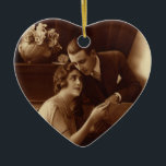 Adorno De Cerámica Amantes románticos, amantes del amor y el romance<br><div class="desc">Fotografía de época sepia antigua con una imagen romántica y amorosa con una pareja recién casada leyendo partituras junto a un piano.</div>