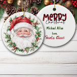 Adorno De Cerámica Amor de los Navidades de Santa Claus<br><div class="desc">¡A cualquier niño le encantaría este adorable adorno navideño con un mensaje personal de Santa Claus! En la parte delantera hay un retrato clásico del Jolly Old Elf en su tradicional gorra rojo y blanco. El retrato está enmarcado dentro de una corona de baya roja y hueca, y un fondo...</div>