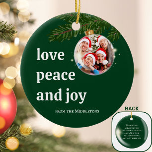 Adorno De Cerámica Amor Paz Alegría Navidad Familia Foto Verde Bosque