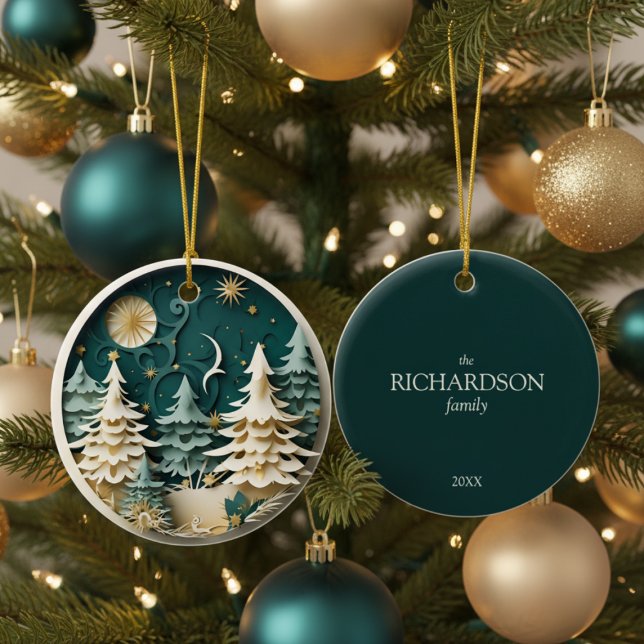 Adorno De Cerámica Árbol de Navidad personalizado de invierno (personalized 3D effect winter christmas tree forest ornament with custom family name and year )