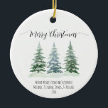 Adorno De Cerámica Árboles de pino de color acuático ruso foto Navida<br><div class="desc">Este bonito ornamento vacacional presenta un diseño sencillo y elegante con tres pinos de color agua, abetos o abetos cubiertos de nieve, y elegantes letras de escritura que leen Feliz Navidad. Hay espacio para una breve nota/firma con tu foto en la parte trasera. Una forma maravillosa de enviar los saludos...</div>