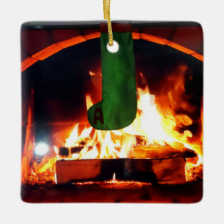 Adorno De Cerámica Arsenales colgadas por un fuego virtual