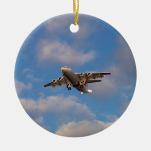 Adorno De Cerámica Avro RJ85 Jet aterrizando