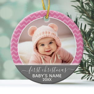 Adorno De Cerámica Babys First Christmas - chevrons rosados y grises