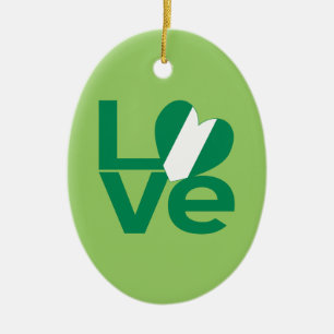 Adorno De Cerámica Bandera del corazón de amor verde nigeriano