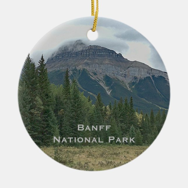 Adorno De Cerámica Banff National Park Mountain Travel Ornament (Frente)