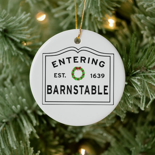 Adorno De Cerámica Barnstable, MA Holiday Wreath Ceramic Ornament (Árbol)