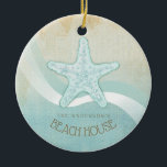 Adorno De Cerámica Beach House Nautical Starfish Aqua Blue ID623<br><div class="desc">Este producto en los suaves colores del mar y la arena le permite añadir fácilmente su propio nombre y texto usando la plantilla proporcionada. La simple imagen de pez estrella sobre un fondo acuático angustiado se ve resaltada por un acento ondulado en agua y blanco. Si no tienes la fortuna...</div>