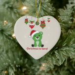 Adorno De Cerámica Bear Merry Christmas Winter Animals Bears Ceramic<br><div class="desc">Oso para Navidades con luces de hadas. Animales divertidos con regalos y nieve para las vacaciones. También es gracioso para los Navidades en julio. Los osos son animales dulces y perfectos para los Navidades.</div>