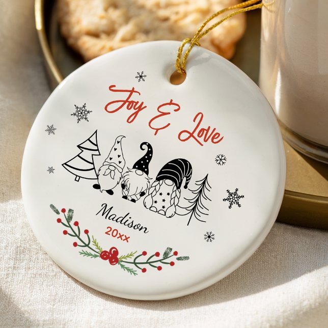 Adorno De Cerámica Bebé lindo primer gnomo blanco negro de Navidad (Subido por el creador)