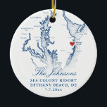 Adorno De Cerámica Bethany Beach DE Map Boda de la Marina Navidades d<br><div class="desc">Conmemorar su Bethany Beach, boda de Delaware con nuestro elegante mapa de la costa azul marino de Delaware personalizado de adorno navideño. Con la foto del boda de la pareja en la parte de atrás, este placer capta maravillosamente el encanto de su día especial. Perfecto para celebrar lugares como The...</div>