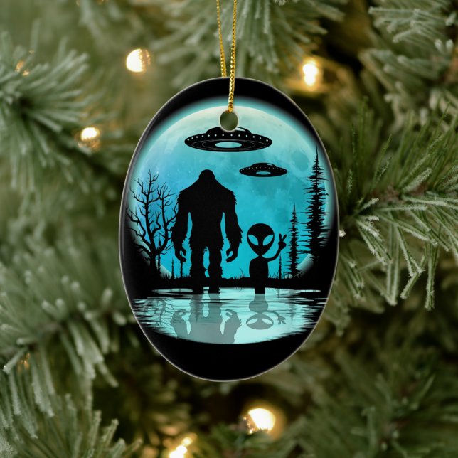 Adorno De Cerámica Bigfoot UFO Alien (Árbol)