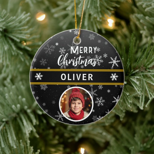 Adorno De Cerámica Black Snowflakes Custom Name Merry Christmas Photo (Árbol)