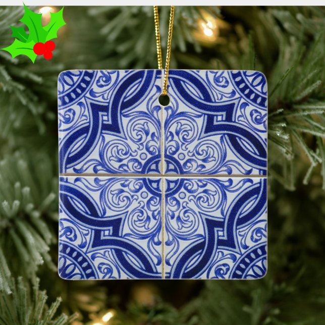 Adorno De Cerámica Blue and White Mediterranean Azulejo Tile Pattern (Add rustic elegance to your Christmas with this classic blue/white Portuguese tile pattern ornament)