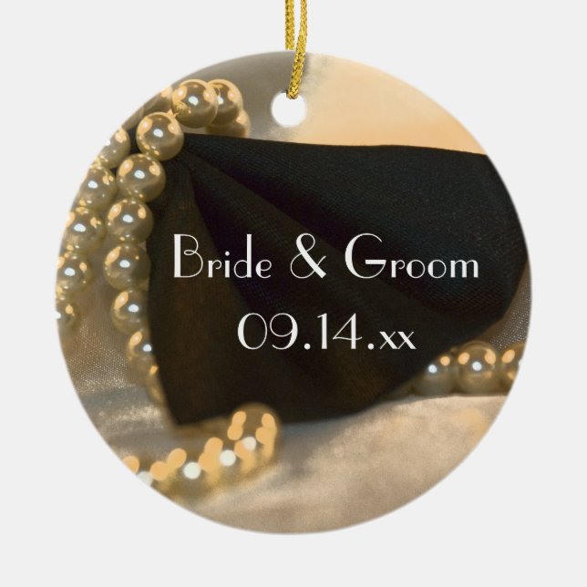 Adorno De Cerámica Boda Black Bow Tie and White Pearls (Frente)