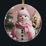 Adorno De Cerámica Bonito Navidades rosados Snowman<br><div class="desc">Bonito Navidades rosados Snowman</div>