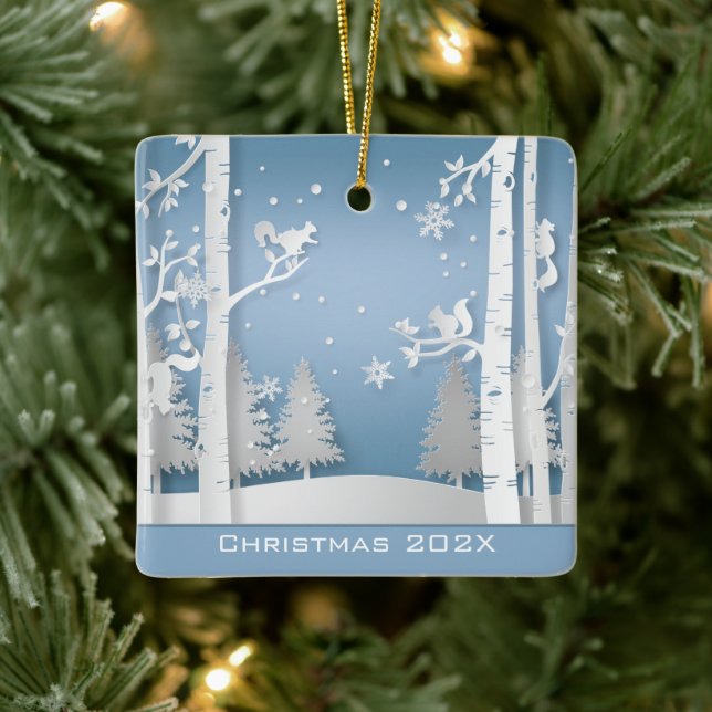 Adorno De Cerámica Bosque de invierno de Papercut y ardillas (Árbol)