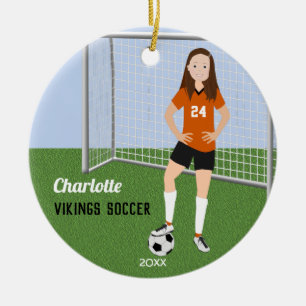 Adorno De Cerámica Brunette De Fútbol En Naranja