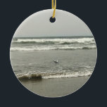 Adorno De Cerámica Bullards Beach State Park, Bandon, Oregon<br><div class="desc">Durante el fin de semana del Día del Trabajo en 2017, exploramos en Bandon, Oregon, en el Parque Estatal Bullards Beach. Fue un lugar humeante debido a los incendios forestales en el sur de Oregón, pero aún así fue un lugar muy divertido para ver. Una gaviota flota en las aguas...</div>