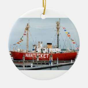 Adorno De Cerámica Buque faro Nantucket con las banderas gloriosas