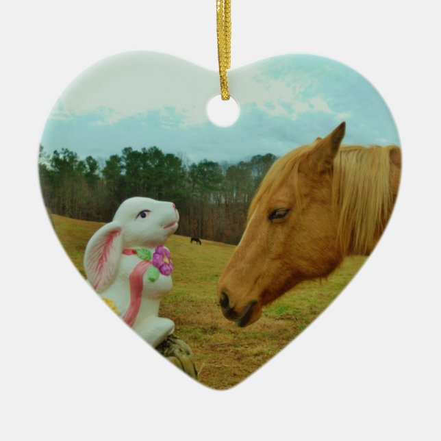 Adorno De Cerámica Caballo amarillo rubio y conejo de Pascua (Frente)
