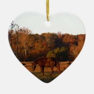 Adorno De Cerámica Caballo rojo marrón, bosque otoñal.