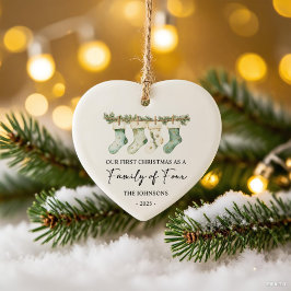 Adorno De Cerámica Calcetines de Navidad como familia de cuatro