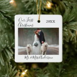 Adorno De Cerámica Caligrafía Nuestro primer Boda fotográfico de Navi<br><div class="desc">Escritura moderna de caligrafía,  simple Minimalista,  nuestro primer Boda de fotografía de Navidad Navidades de ornamento cerámico</div>