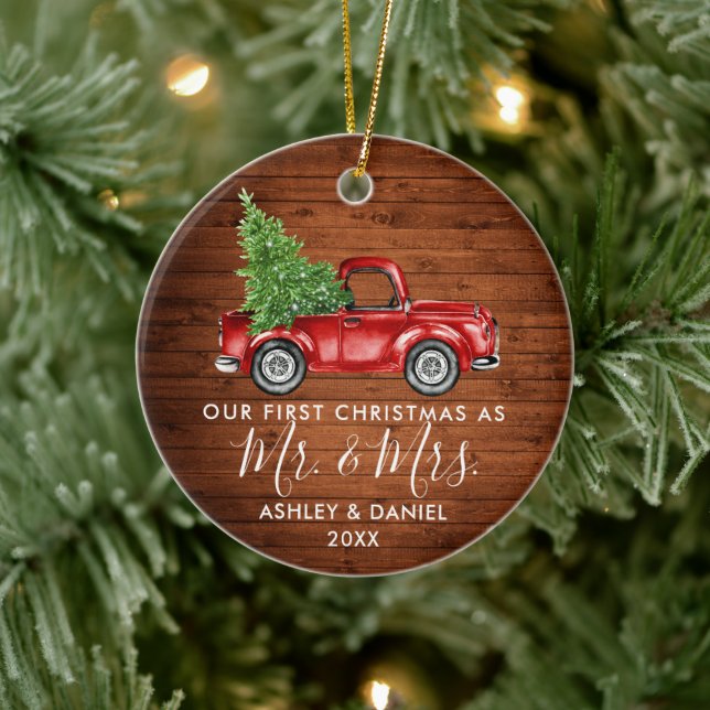 Adorno De Cerámica Calligraphy Wood Primera Navidad Sr. Sra. Truck (Árbol)