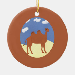 Adorno De Cerámica Camel Whimsical en dunas del desierto