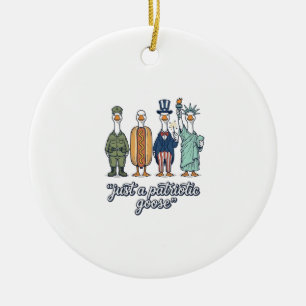 Adorno De Cerámica Camiseta vector vintage de alineación de ganso pat