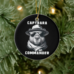 Adorno De Cerámica Capibara Con Gafas De Sol Capy Comandante