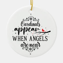 Cardenales Aparecen Ángeles Cerca Foto Memorial