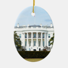 Adorno De Cerámica Casa Blanca Del Césped