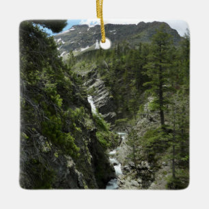 Adorno De Cerámica Cascada y pico de Appistoki en el Parque Nacional