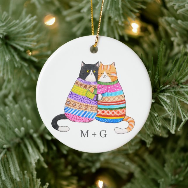 Adorno De Cerámica Cats in Sweater Snuggling Couple Custom Christmas  (Árbol)