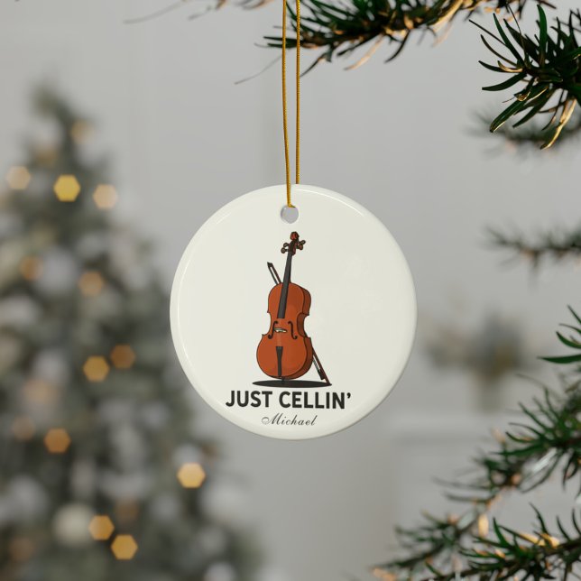 Adorno De Cerámica Cello Personalizado Cello de música de alto rendim (Just Cellin Cellist Music Lover Circle Ceramic Ornament)